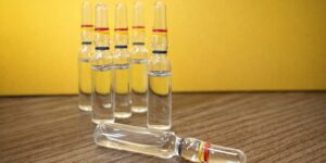 Água bacteriostática 12ml - 6 ampolas